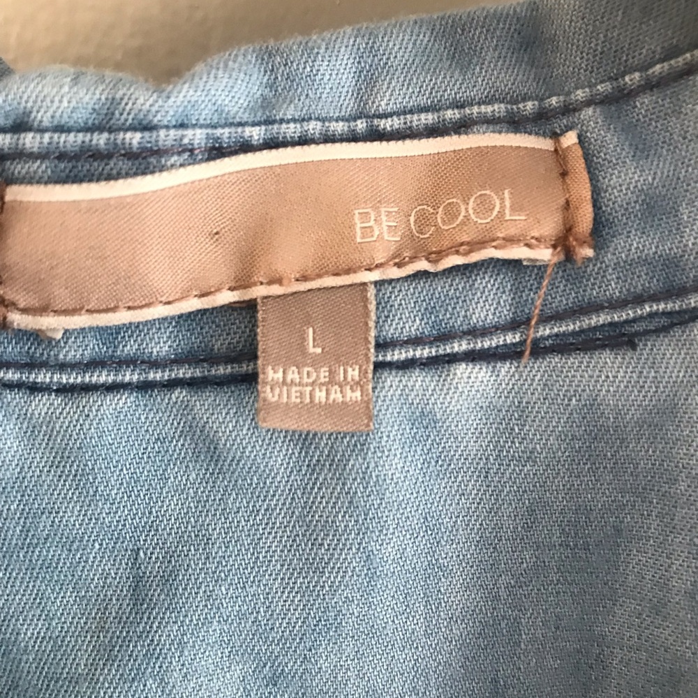 Button down denim top - Picture 3 of 3